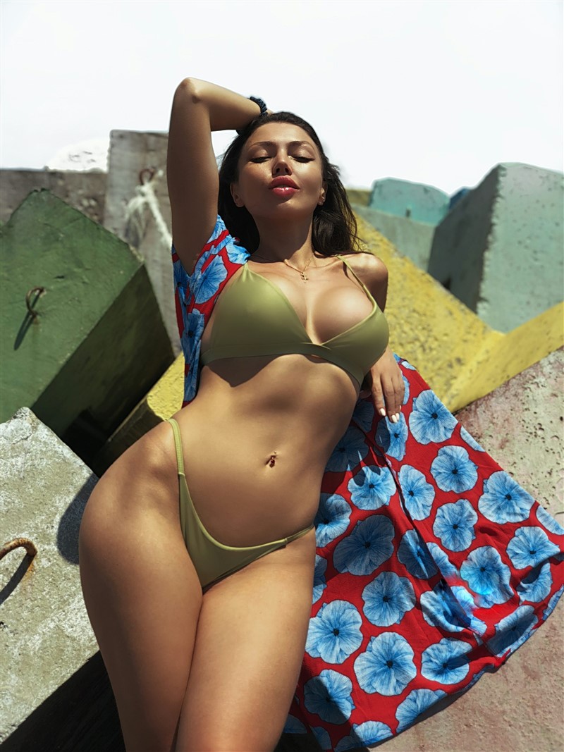 Chicas-Serias-03.jpg